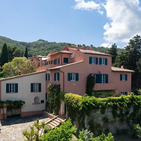 Casa Del Duca 10, Emma Willa